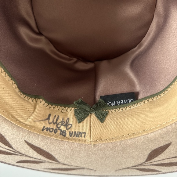 Luna Bloom hand painted hat in the Benny 🌙 - Picture 5 of 5